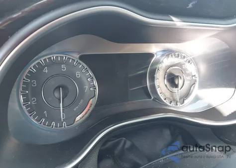 2015 Chrysler 200 C z USA, uszkodzony, nr VIN 1C3CCCCB8FN618900